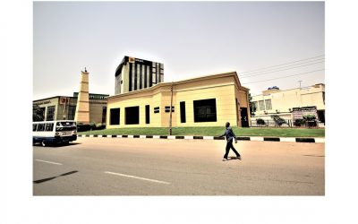 عمارة حي العمارات في الخرطوم: قصة مسجدين